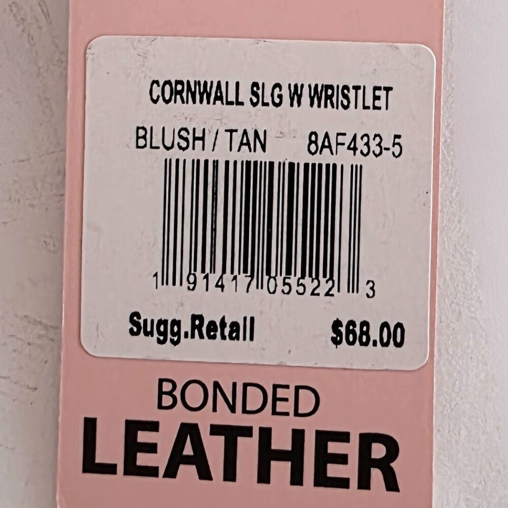 Stone Mountain Blush and Tan Leather Wallet - Picture 5 of 12